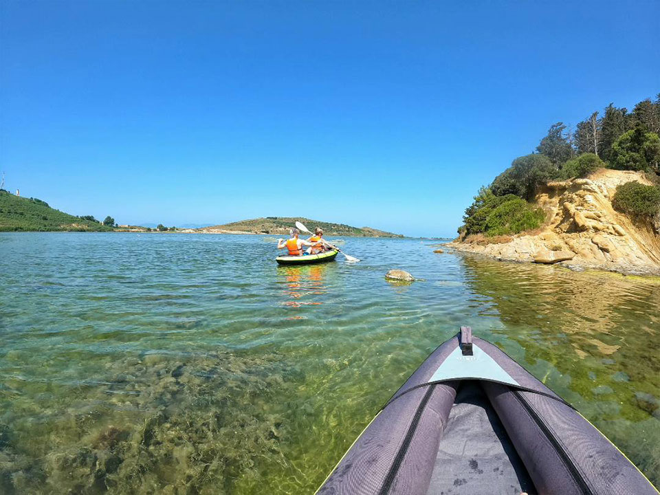 reality-escapers-eco-tourism-albania-kayaking
